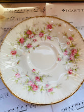 Load image into Gallery viewer, Paragon ‘victoriana rose’ teacup trio
