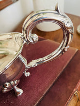 Load image into Gallery viewer, Quality vintage silver plated sauce boat
