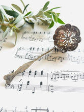 Load image into Gallery viewer, Pretty English silver plated sugar sifter or tea strainer
