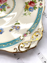 Load image into Gallery viewer, Tuscan china vintage cake plate ‘Lowestoft’ pattern
