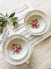 Load image into Gallery viewer, Pair of vintage ribbon edged bowls with hand painted floral inner 15cm across
