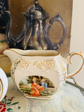 Load image into Gallery viewer, Sadler England 1950s creamer and sugar pot with lid
