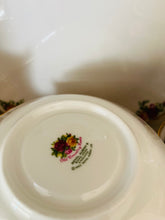 Load image into Gallery viewer, Royal Albert ‘old country roses’ Teaset for 6
