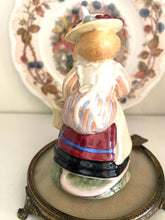 Load image into Gallery viewer, Royal Doulton Bramley Hedge character Lady Woodmouse
