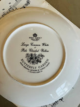 Load image into Gallery viewer, Royal Albert decorative plate ‘Butterfly Garden’
