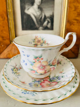 Load image into Gallery viewer, Pretty Royal Albert ‘Constance’ Teacup trio
