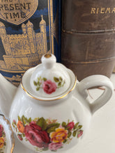 Load image into Gallery viewer, Miniature vintage teapot and teacup and saucer set (2 pieces)
