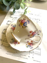 Load image into Gallery viewer, Vintage Paragon fine bone china teacup and saucer
