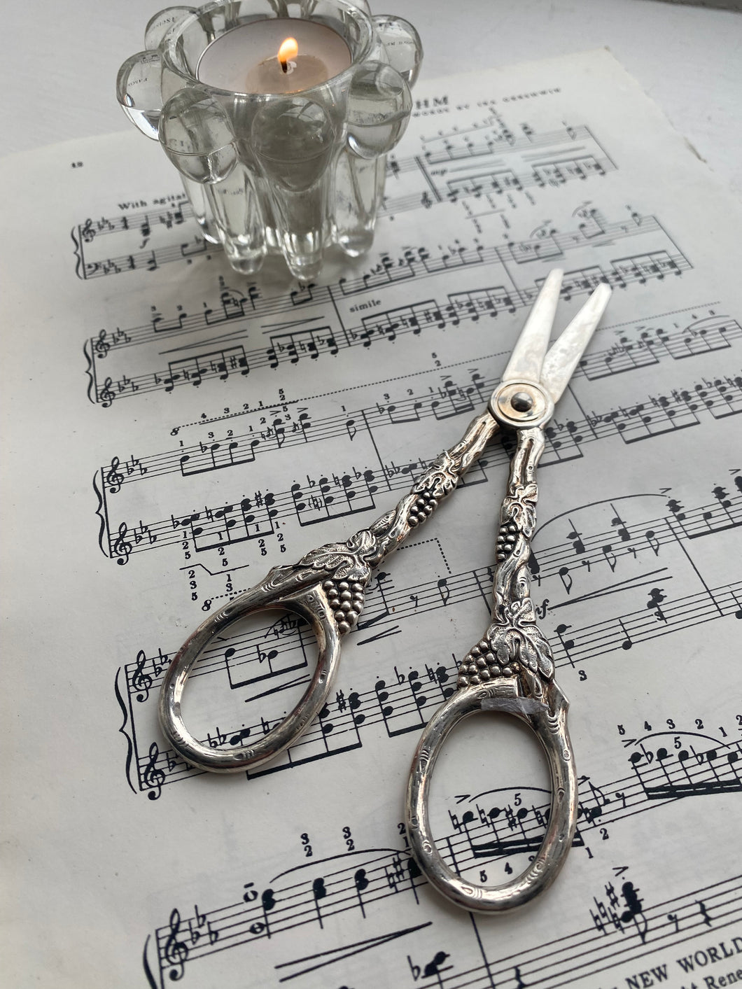 Vintage silver plated grape scissors