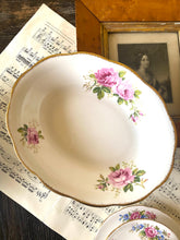 Load image into Gallery viewer, Royal Albert ‘American Beauty’ serving dish
