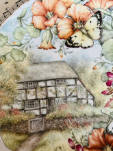 Load image into Gallery viewer, Royal Albert decorative plate ‘Butterfly Garden’

