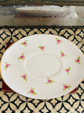 Load image into Gallery viewer, Fine bone china ditsy rose sauce boat and saucer
