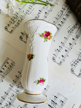 Load image into Gallery viewer, Royal Albert old country roses embossed vase 14cm
