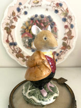 Load image into Gallery viewer, Royal Doulton Bramley hedge character Lord Woodmouse
