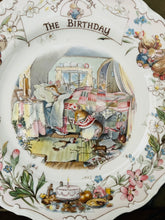 Load image into Gallery viewer, Rare Royal Doulton Bramley Hedge decorative plate The Birthday
