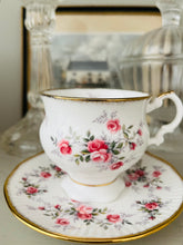 Load image into Gallery viewer, Queens china vintage teacup and saucer set
