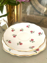 Load image into Gallery viewer, Colclough vintage ditsy rose teacup trio

