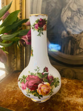 Load image into Gallery viewer, Royal Albert ‘old country roses’ bud vase

